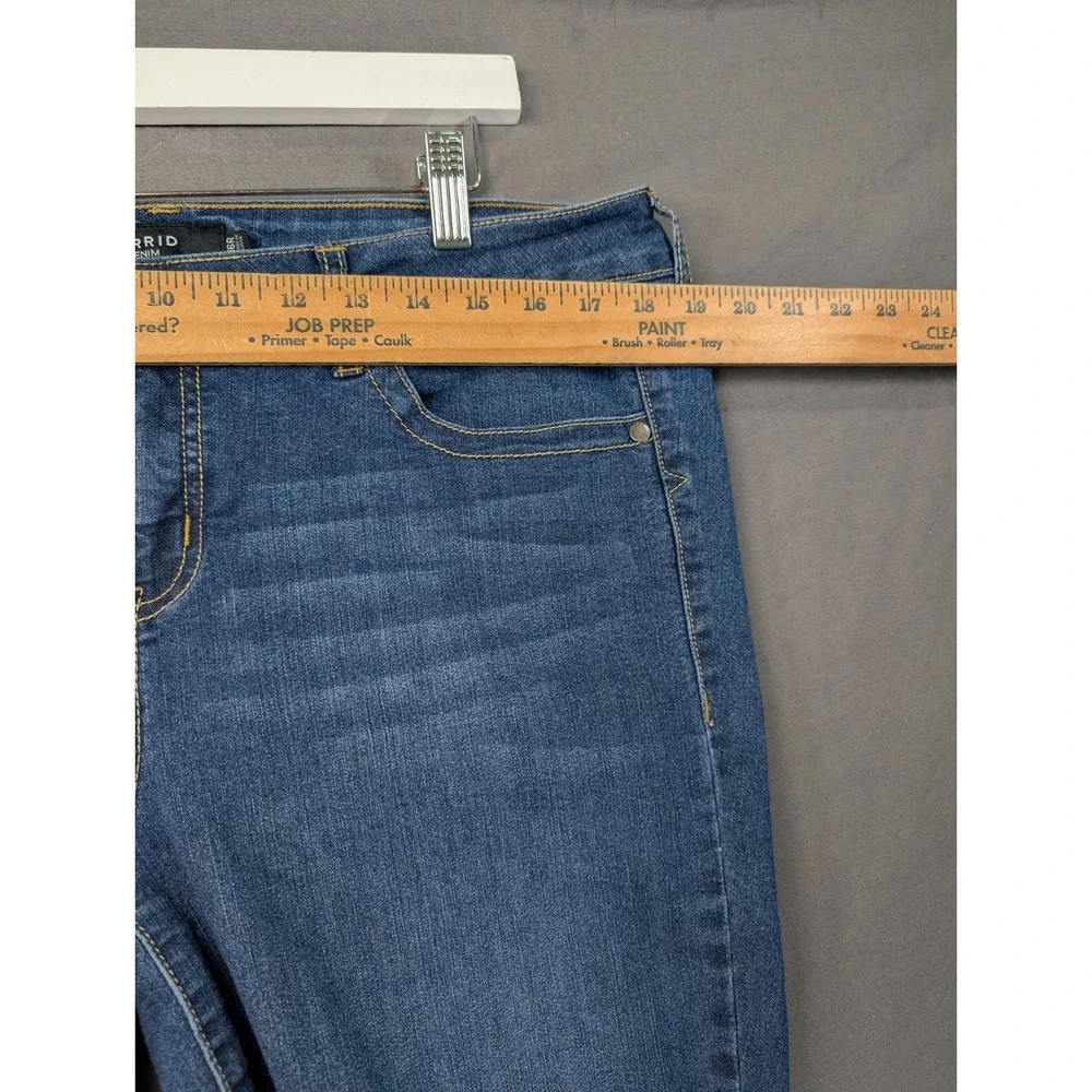 Torrid Denim Jeans Womens 16R Blue Skinny Leg Stretch Medium Wash